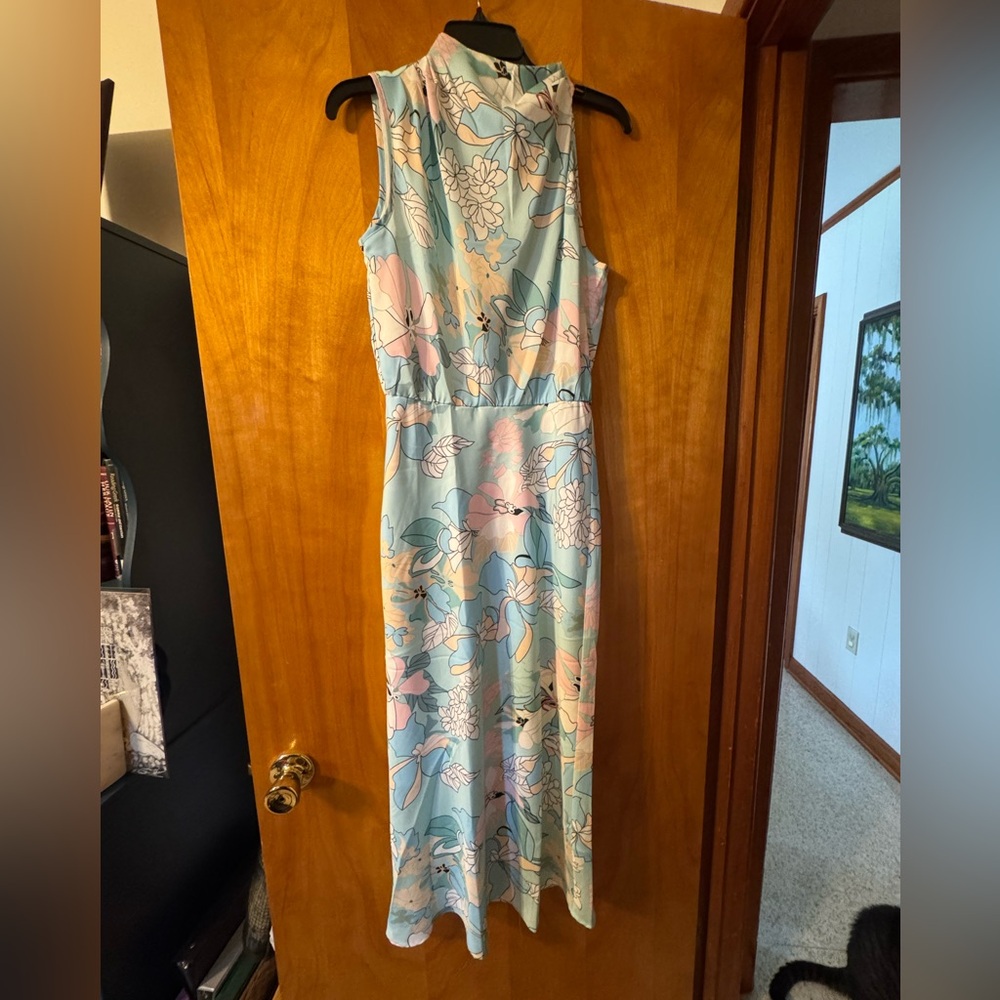 Pretty Garden Blue Floral Summer Satin Cocktail Dress, Size S NWT - Picture 3 of 5